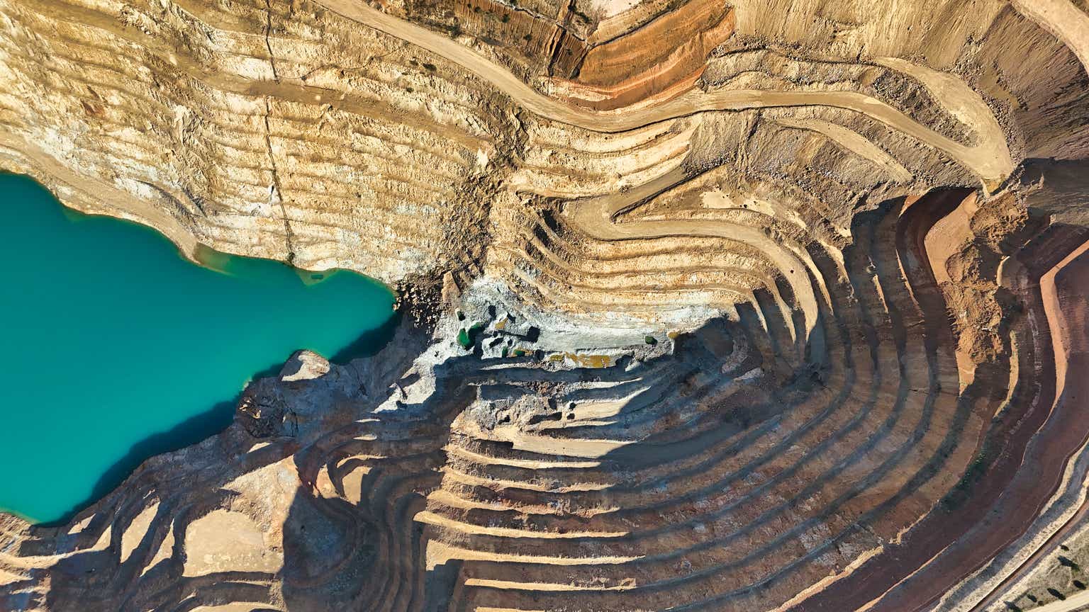 Newmont: Time To Take Some Optimism Off The Table (Rating Downgrade)