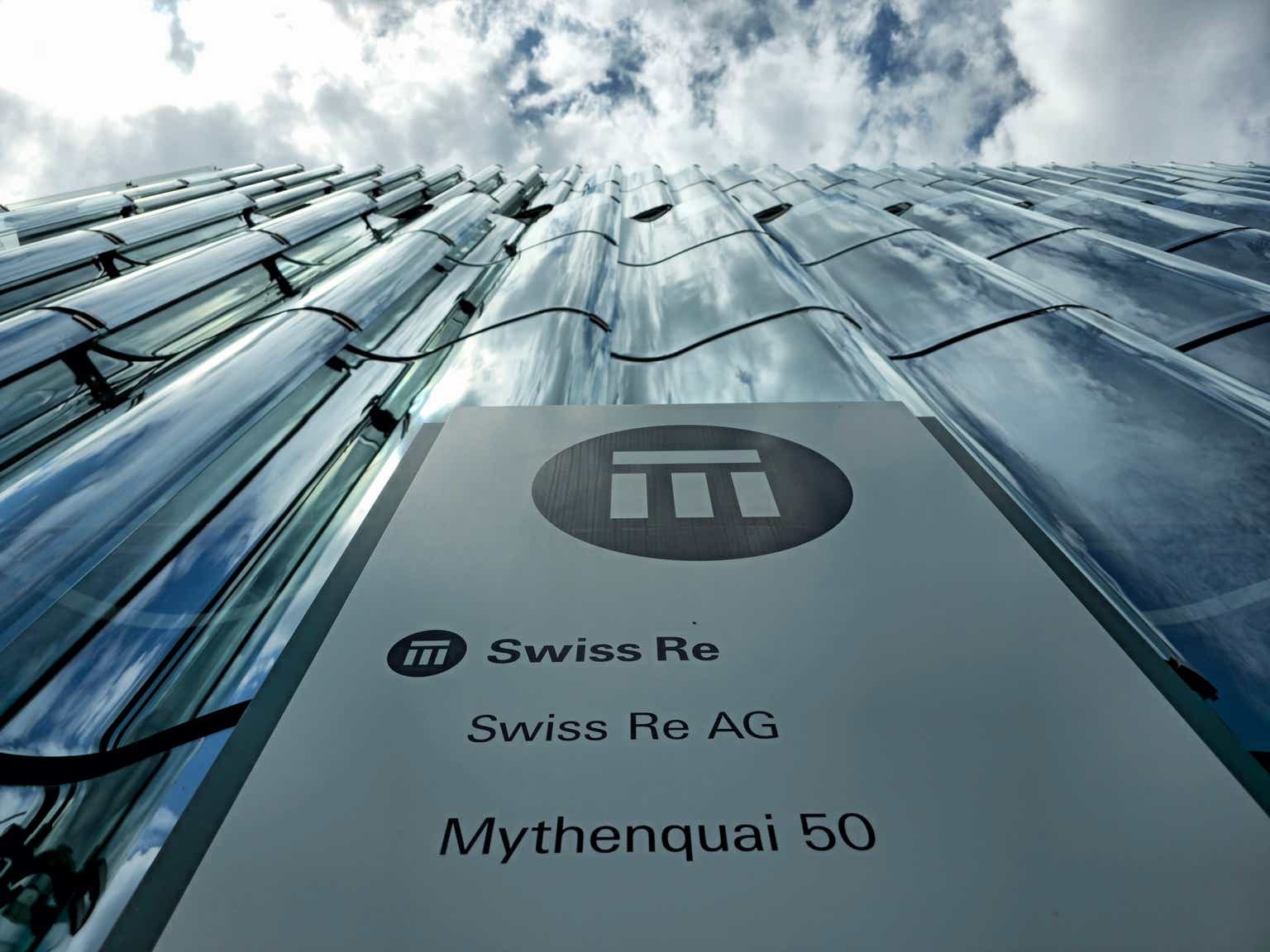 Swiss Re: Lower Outstanding Shares And Solid Results, Buy Confirmed