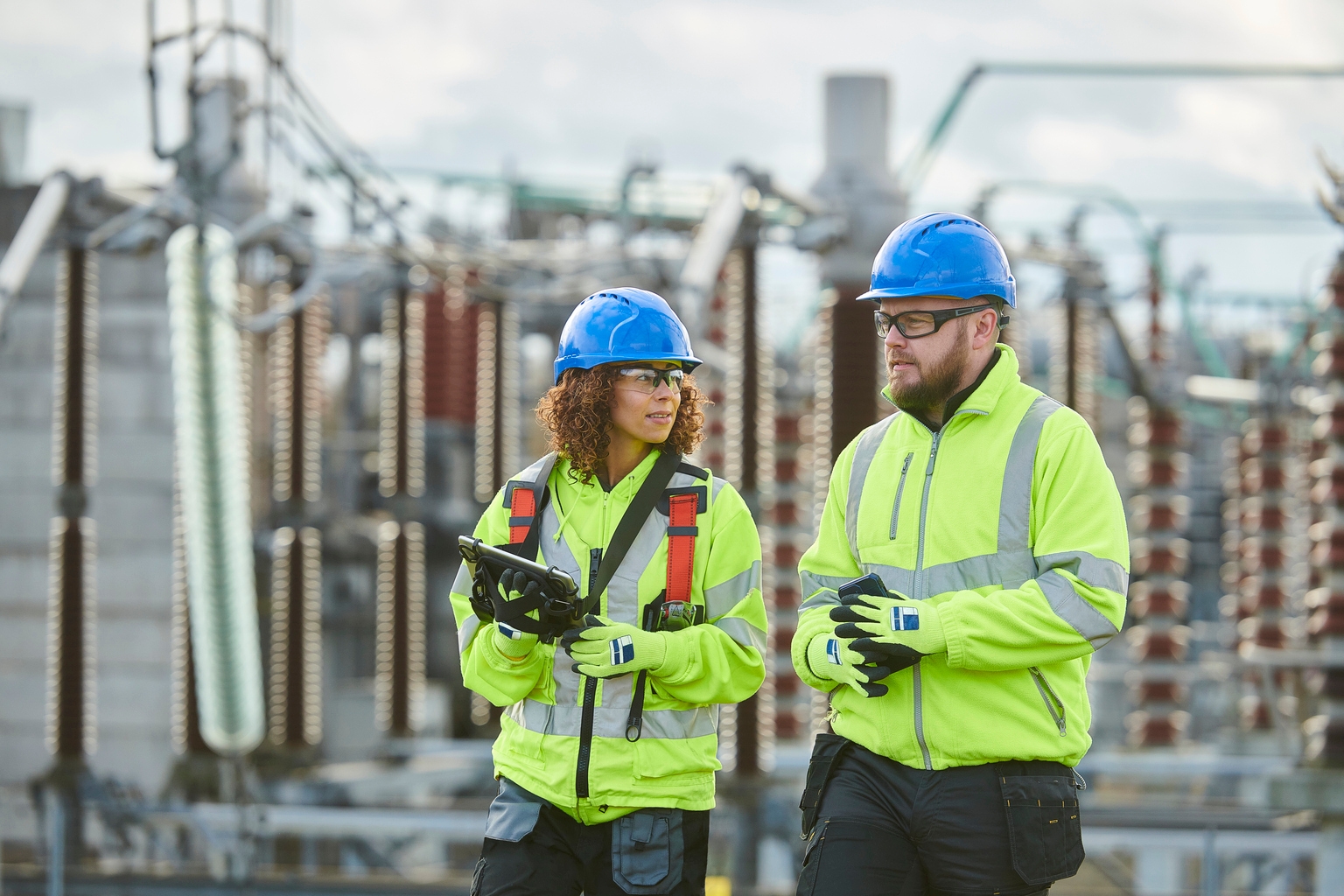 Quanta Services: A Competitive Edge Through Labor (NYSE:PWR)