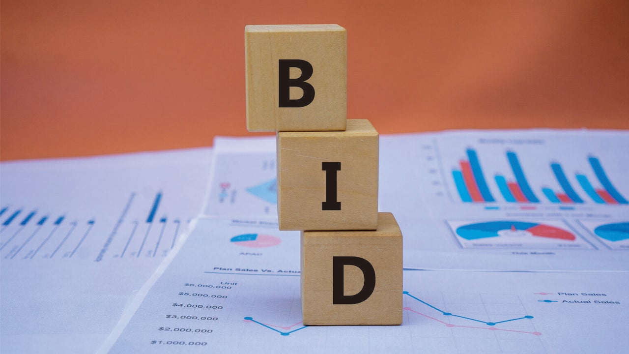 STAAR Surgical: Alcon Raises Its Bid, But Obstacles Remain (NASDAQ:STAA) |  Seeking Alpha