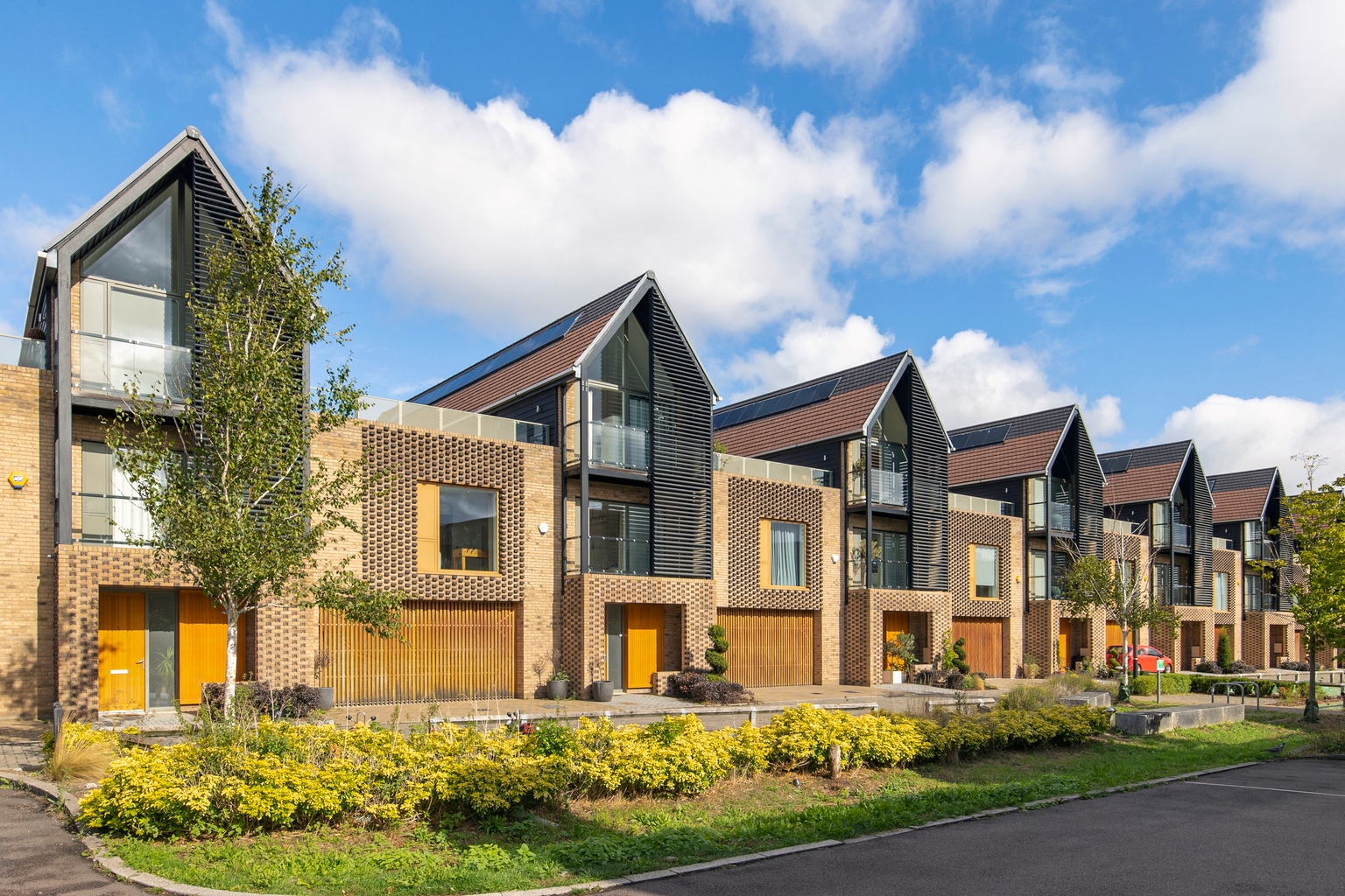 Europe Real Estate Sector Report – Fall 2025
