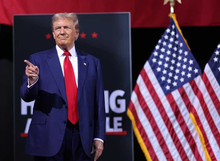 Donald Trump Speaks On The Economy In Tucson, Arizona