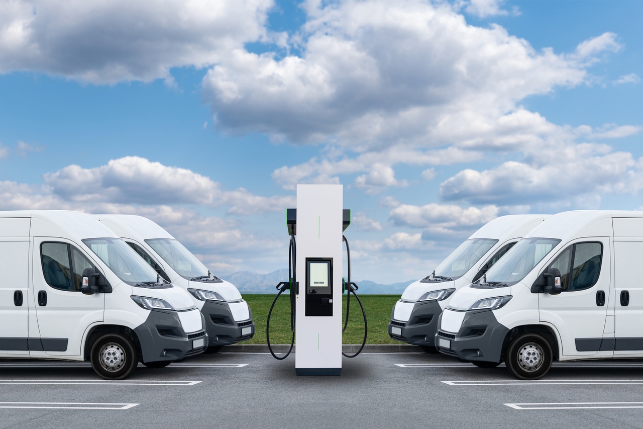 Pioneer Power Solutions: Riding The Rise Of EVs With Portable DC Fast  Charging | Seeking Alpha