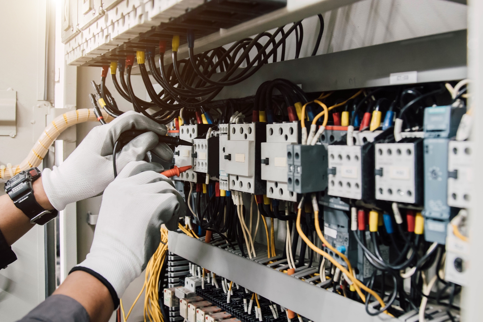 Littelfuse: Mixed Signals Make This Stock A Hold (NASDAQ:LFUS)