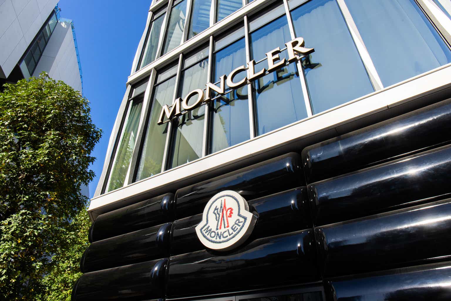 Moncler: Winning Winter But No More P/E Discount (Rating Downgrade)