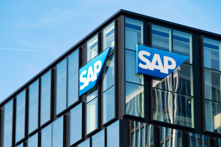 logo SAP SE enterprise software development, German multinational software company, International Business Expansion, sustainable development in Technology, Frankfurt, Germany - September 1, 2024