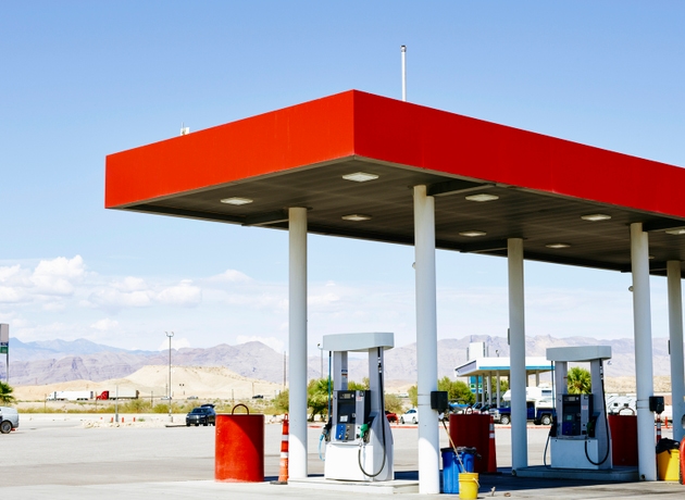 Trump blames Iran for surge in U.S. gas prices (XB1:COM:Commodity)