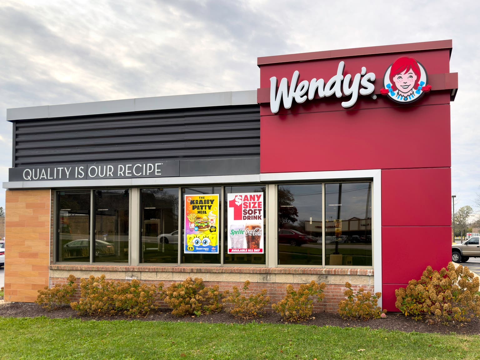 Wendy's: Downgrade To Sell On Weak Earnings In The Near-Term