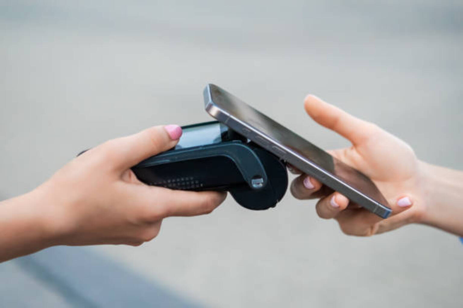 seekingalpha.com - SA News - Digital payments: AI, stablecoins, and the new tech arms race (PYPL:NASDAQ)