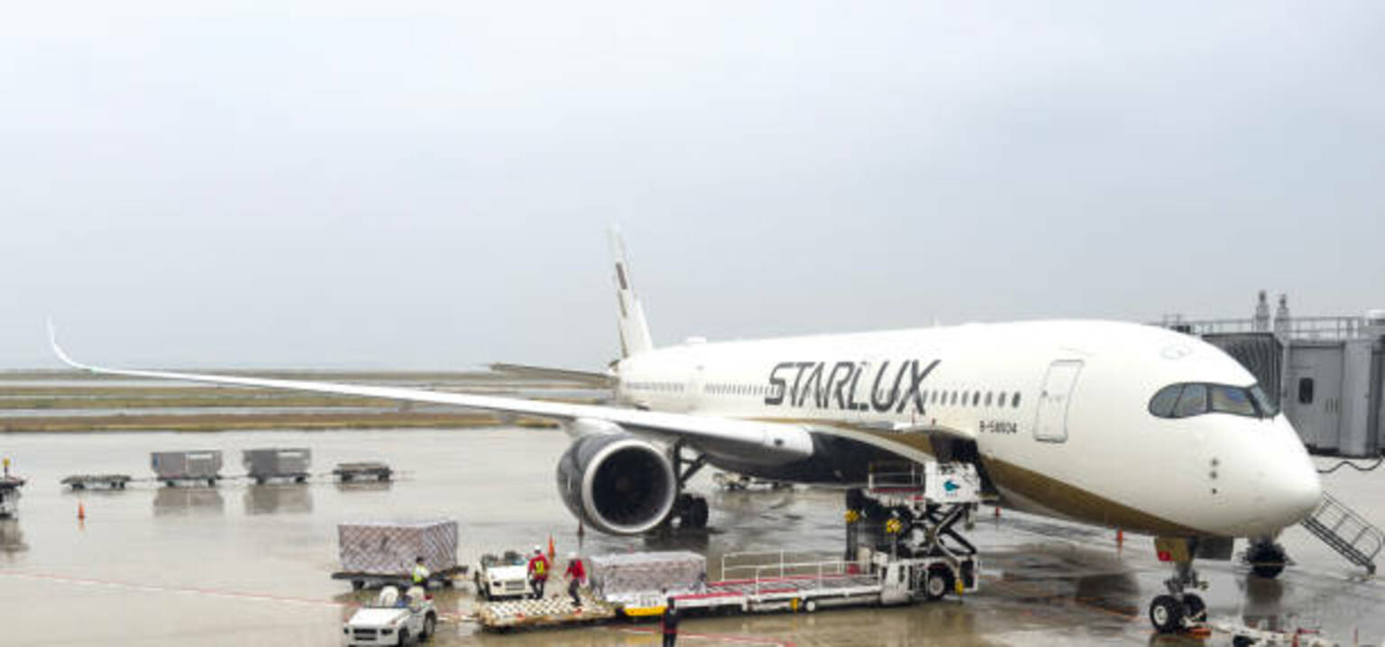 Starlux Airlines orders 10 more Airbus A350-1000 jets to grow long