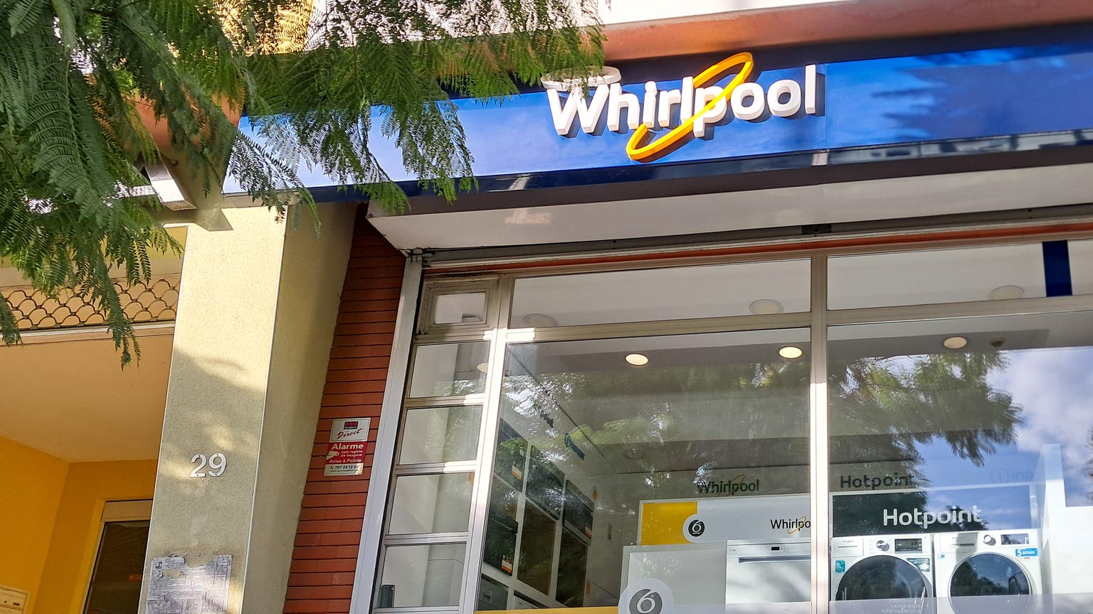 Whirlpool: Mixed Tariff Effects, But Downside Appears Priced In