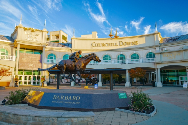 Churchill Downs rallies after earnings, preps for Derby Week