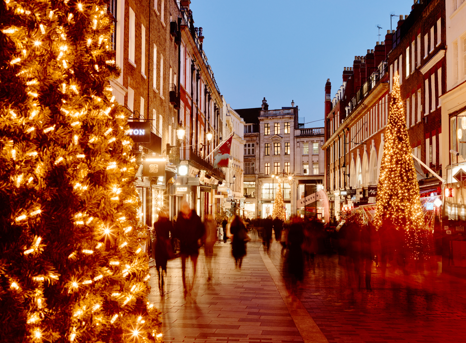 seekingalpha.com - Steven Cress - Will Santa Claus Rally For Top AI Stocks?