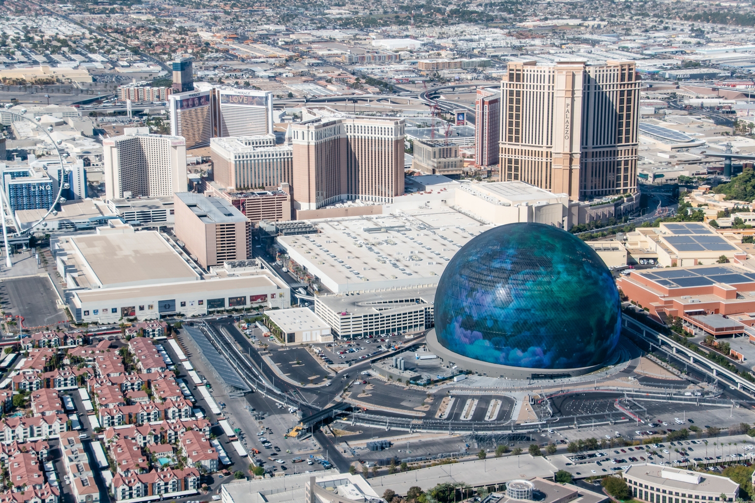 VICI Properties: Squeeze Play Triggered By Slowing Vegas Growth, Fed Rates (NYSE:VICI)