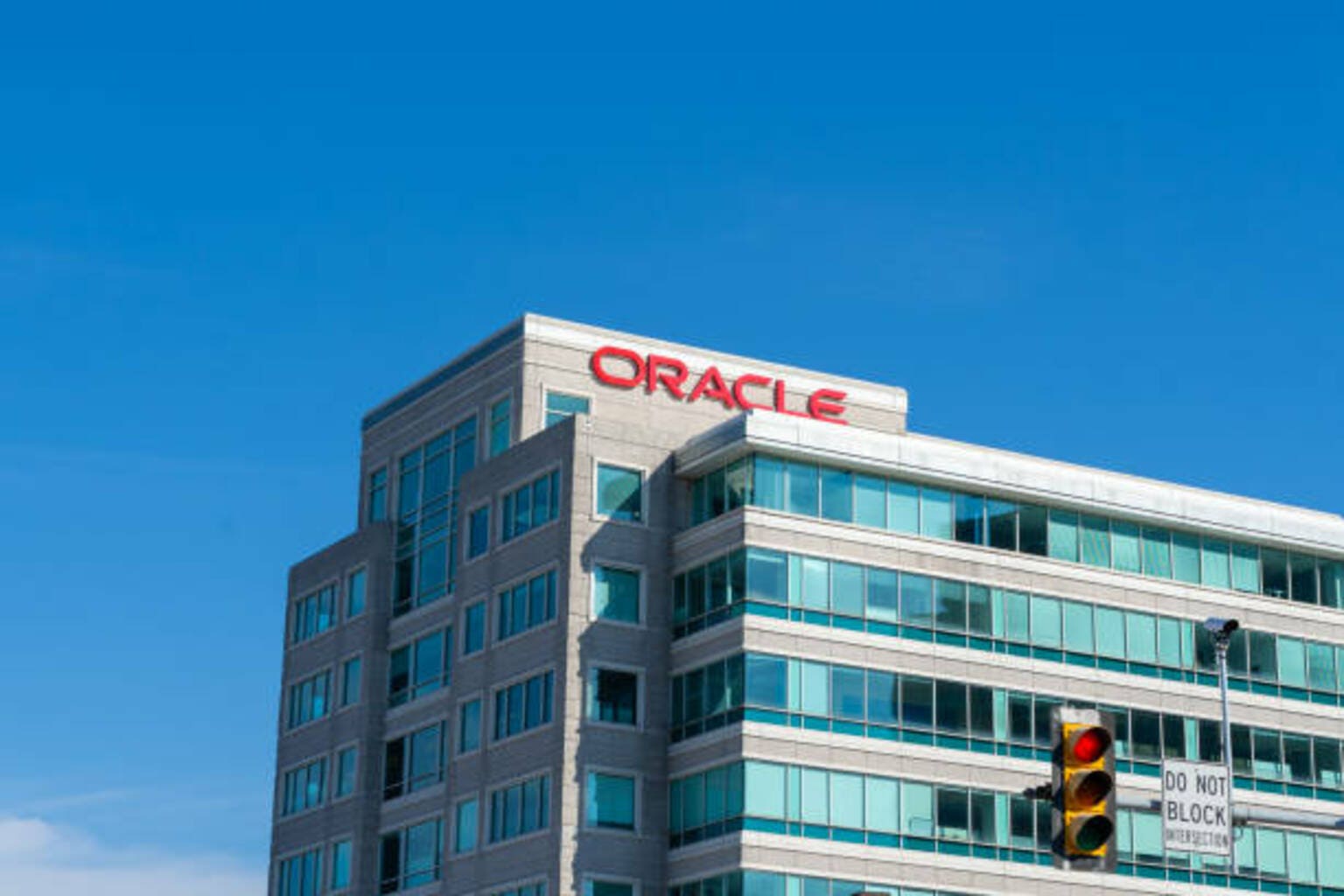 Oracle: I Wouldn't Rush In To Buy