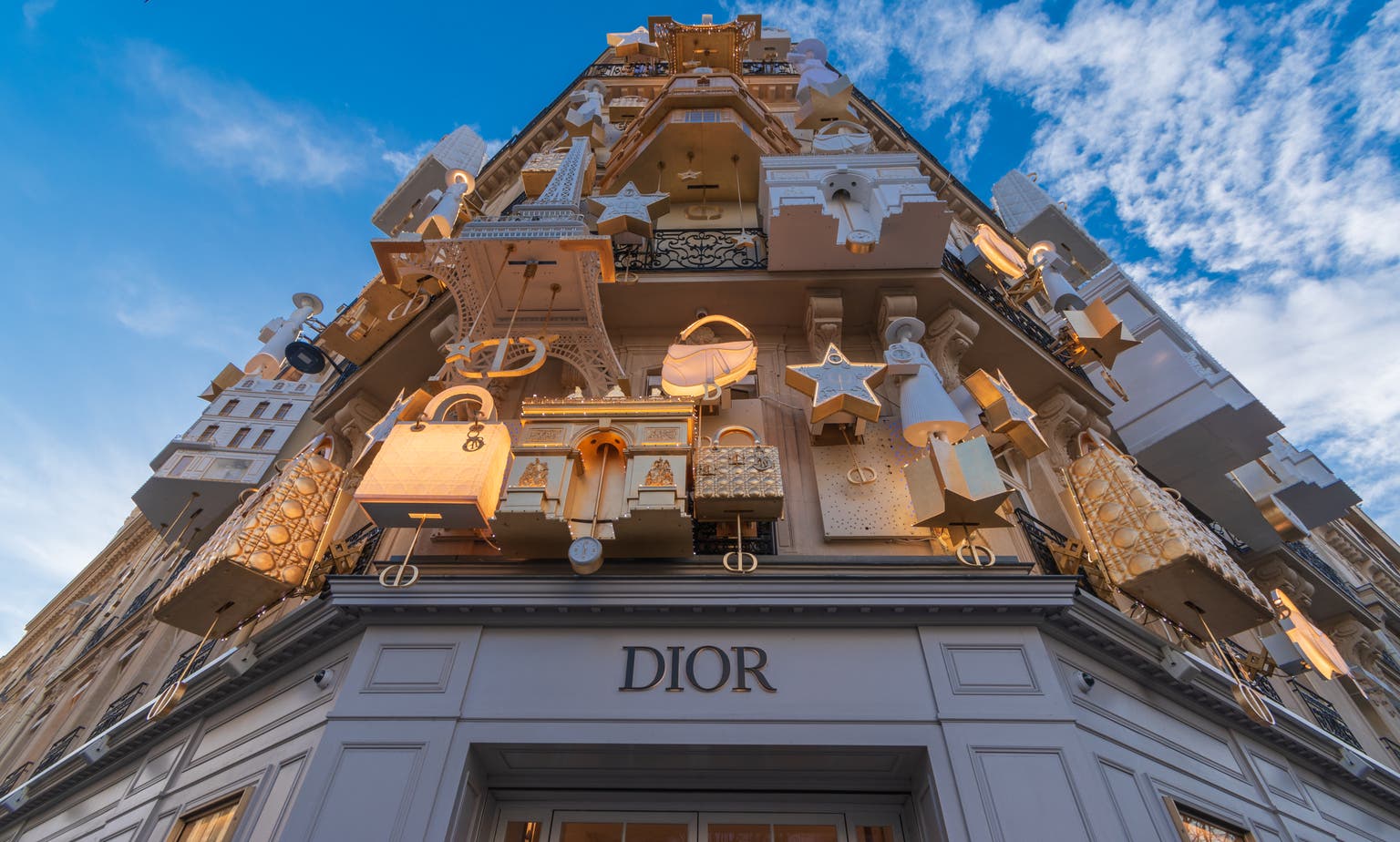 LVMH: Problems Mount Inside The Empire