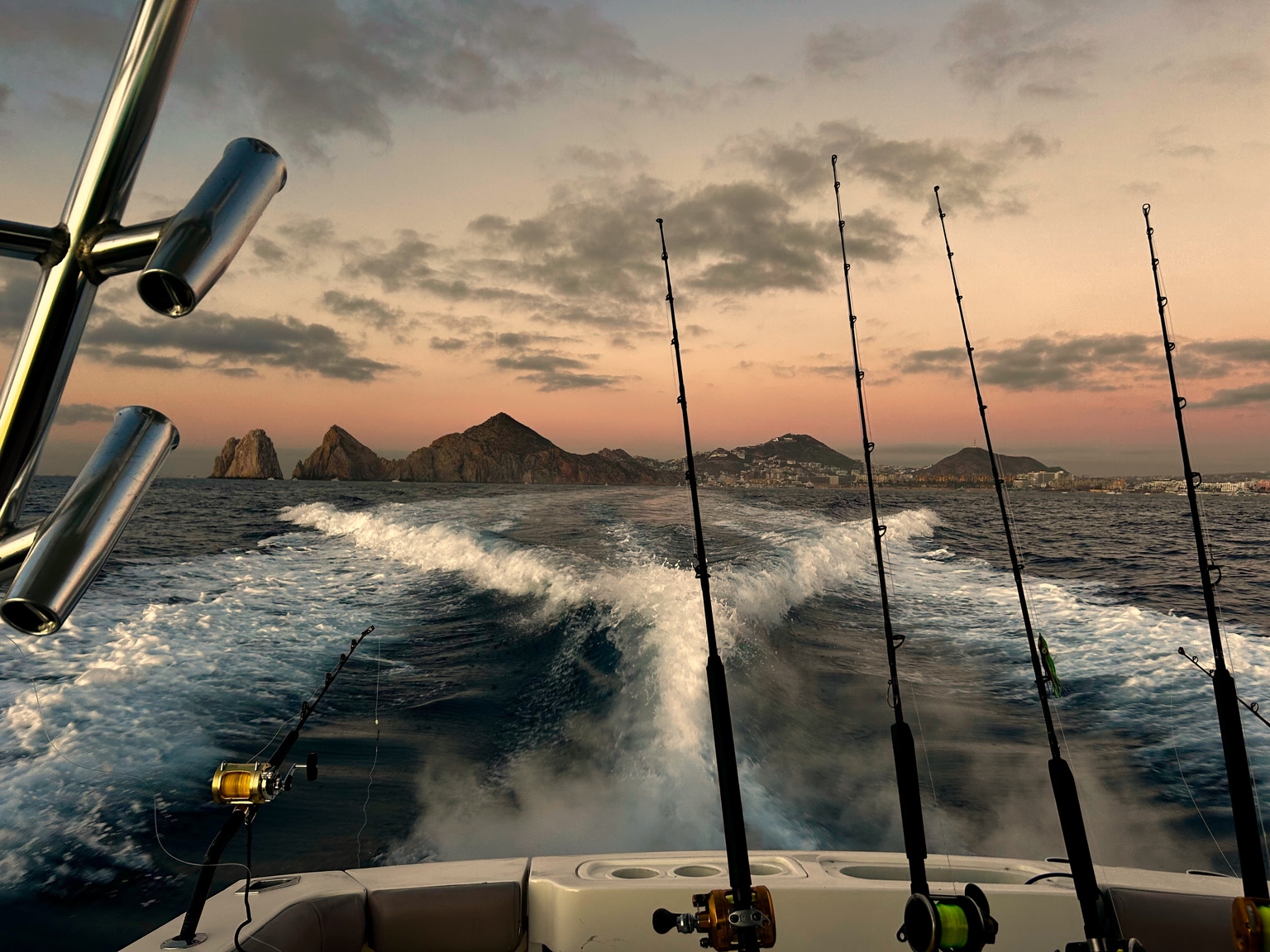 Johnson Outdoors: Stretched Valuation Outweighs Operational Momentum