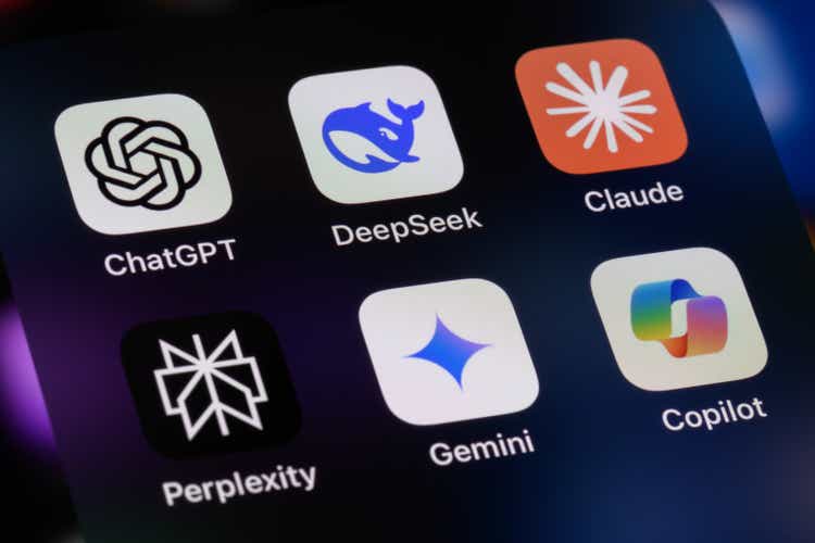 Artificial Intelligence AI Assistant Apps - ChatGPT, DeepSeek, Anthropic Claude, Perplexity, Google Gemini, Microsoft Copilot