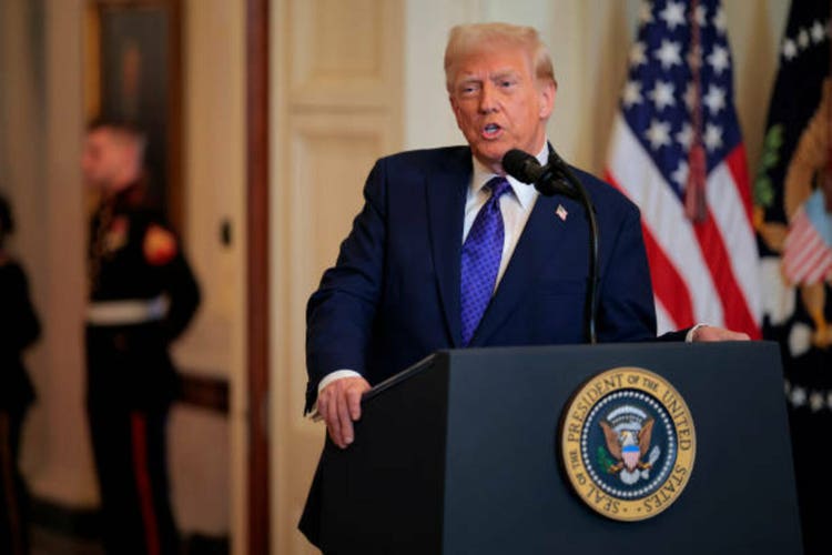 Trump appoints acting FAA head in aftermath of Washington DC plane crash (AAL:NASDAQ)