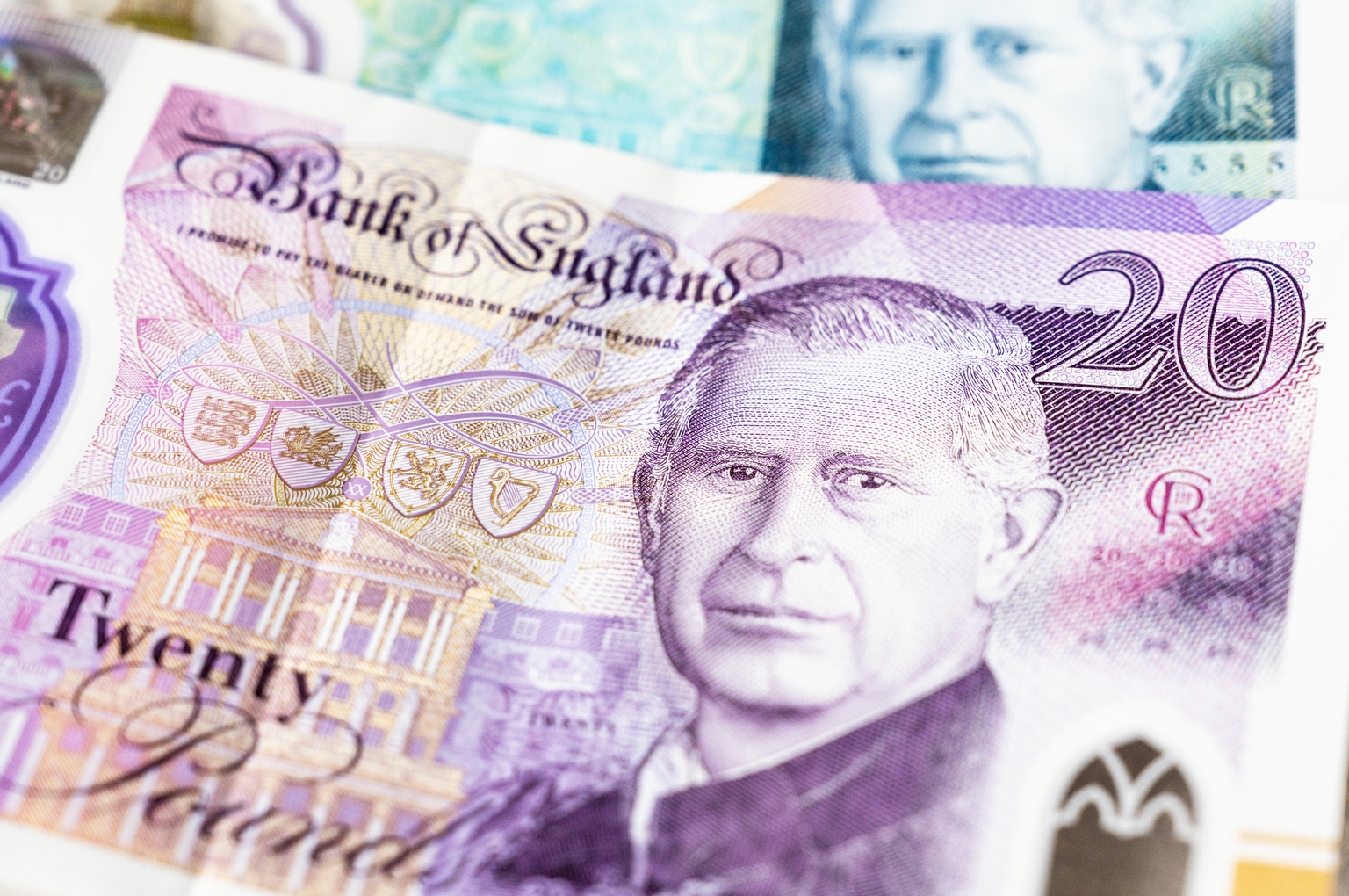 Dovish U.K. Jobs Report Bolsters Case For Further Rate Cuts