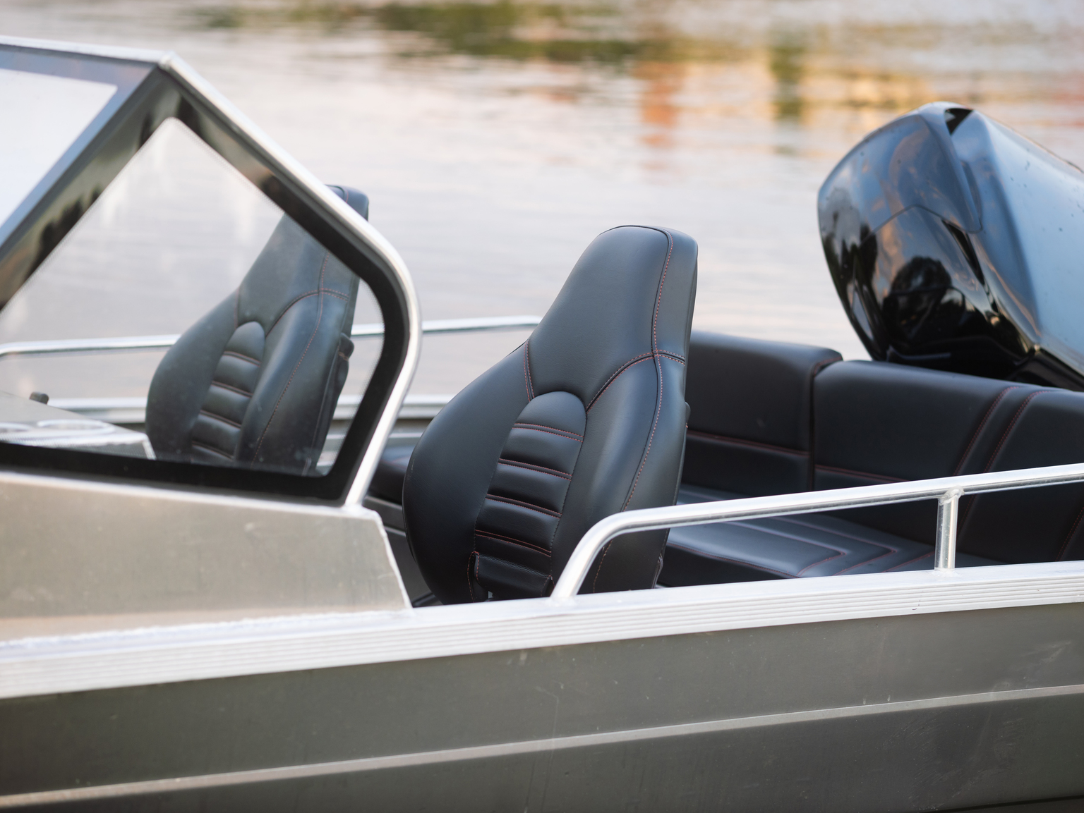 seekingalpha.com - Pedro Goulart - OneWater Marine (ONEW): Deleveraging Needed As Guidance Signals More Pain Ahead