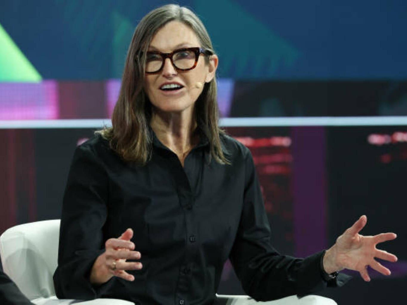 Cathie Wood trims Bitcoin bull case as stablecoins take over some of its  role (BTC-USD:Cryptocurrency) | Seeking Alpha