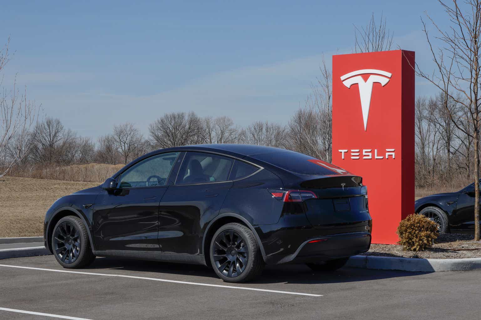 Tesla's Cracks Widen (Rating Downgrade)