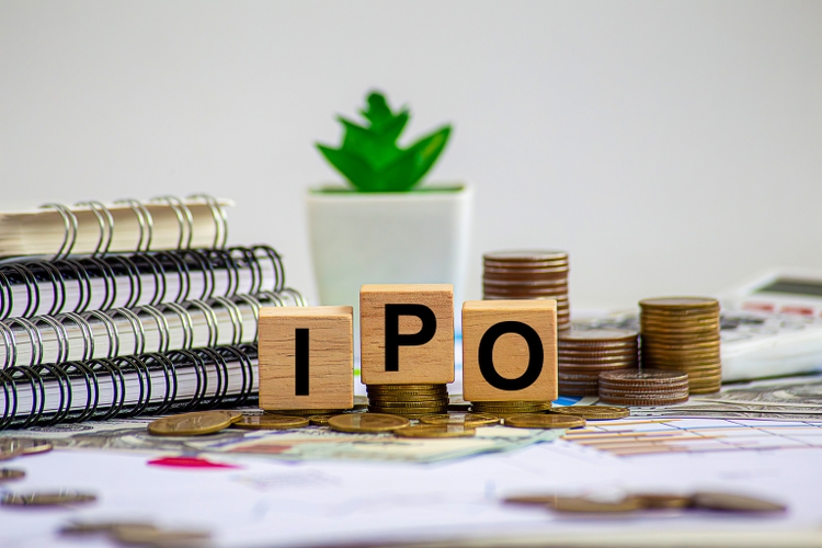 IPO stands for Initial Public Offering, which is a company"s fundraising by issuing and offering shares to the public for businesses that want to enter the stock market for growth opportunities and long-term funding from investors.