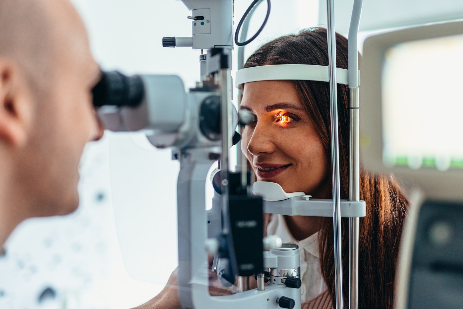 Tarsus Pharmaceuticals: XDEMVY Now Pays The Bills, And The Retina Deals Work Like Options