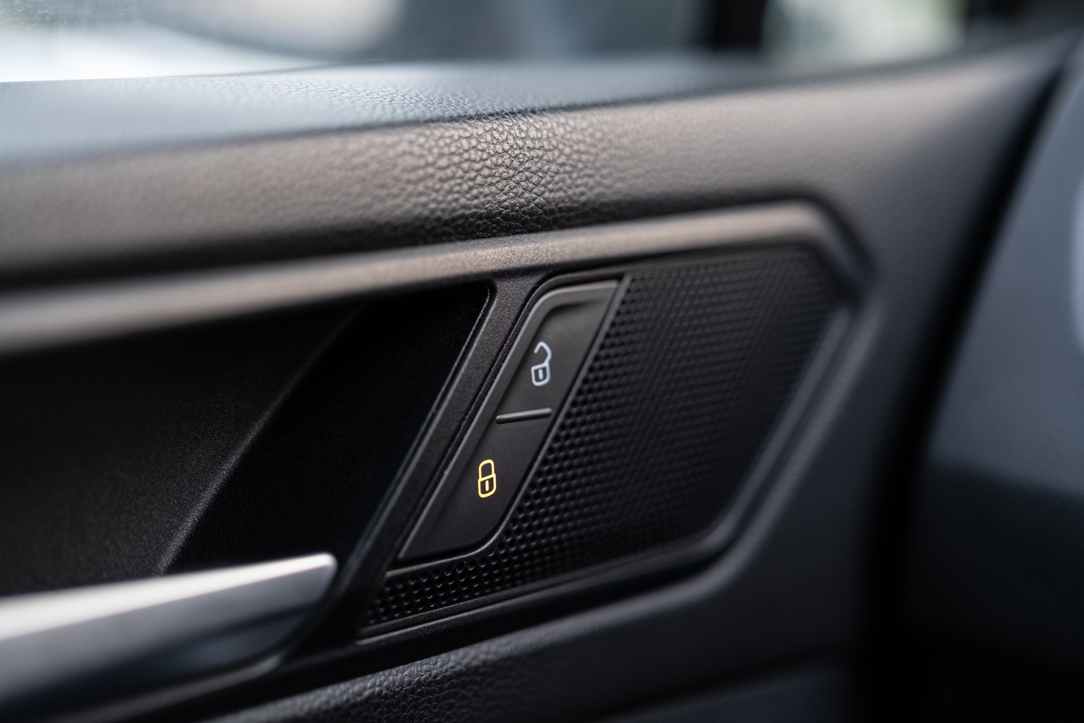 Strattec Security: Very Conservative Balance Sheet, But Politics Matter More