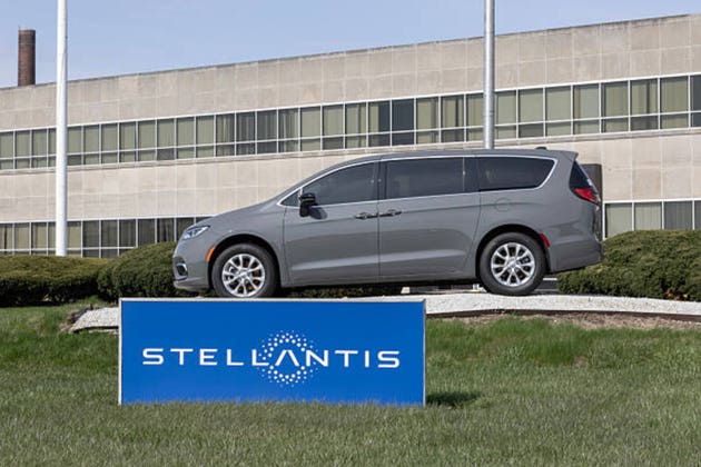Stellantis explores Italy partnerships for Maserati and EV projects, CEO says | Seeking Alpha