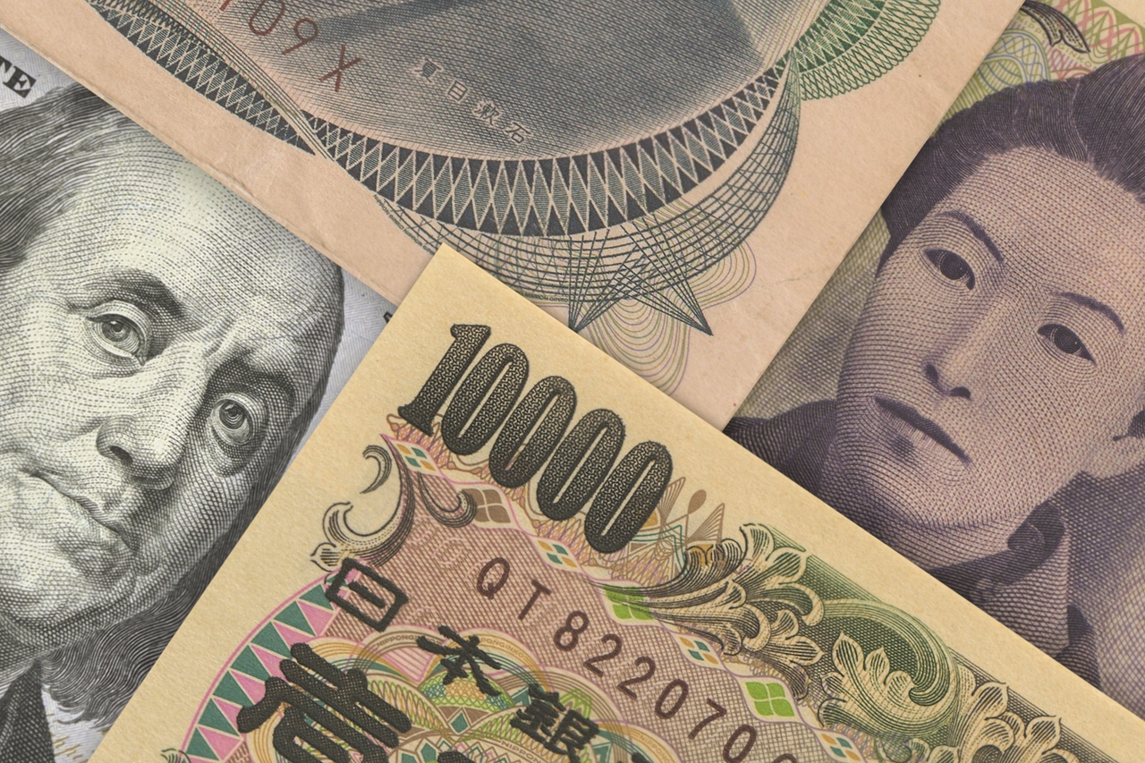 Dollar Sold Broadly, While Yen Soars On Fear Of Joint Intervention |  Seeking Alpha