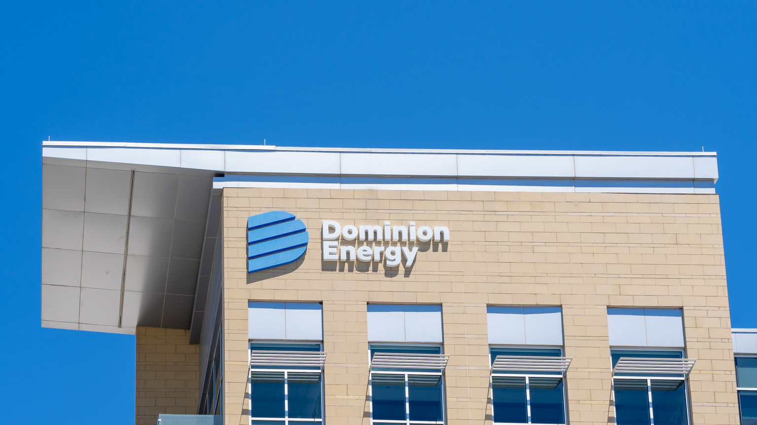 seekingalpha.com - The Curious Analyst - Dominion Energy: The NextEra Merger Could Unlock The AI Power Trade (NYSE:D)