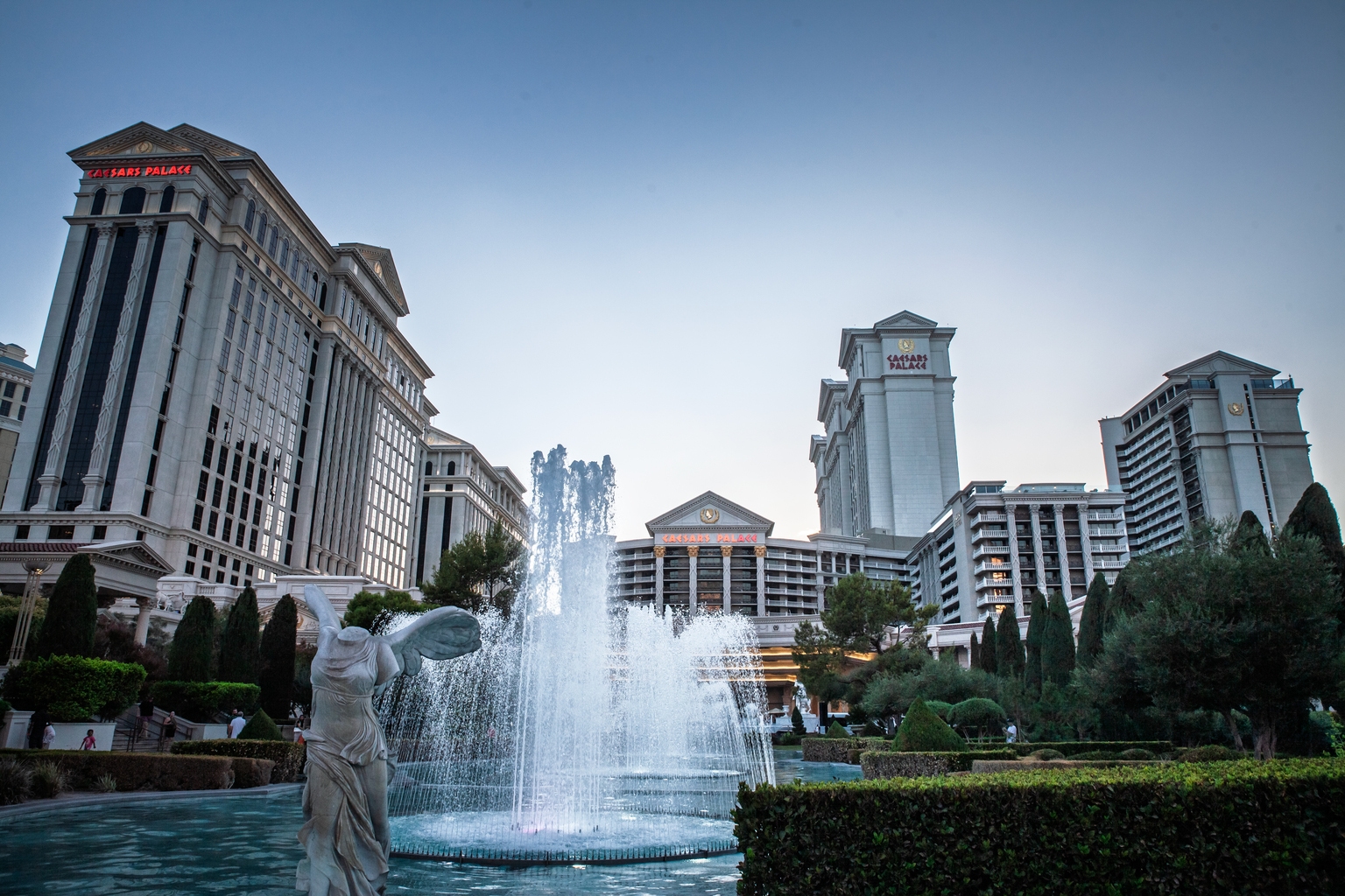 Caesars Entertainment Becomes A Straight Buyout Trade (NASDAQ:CZR)