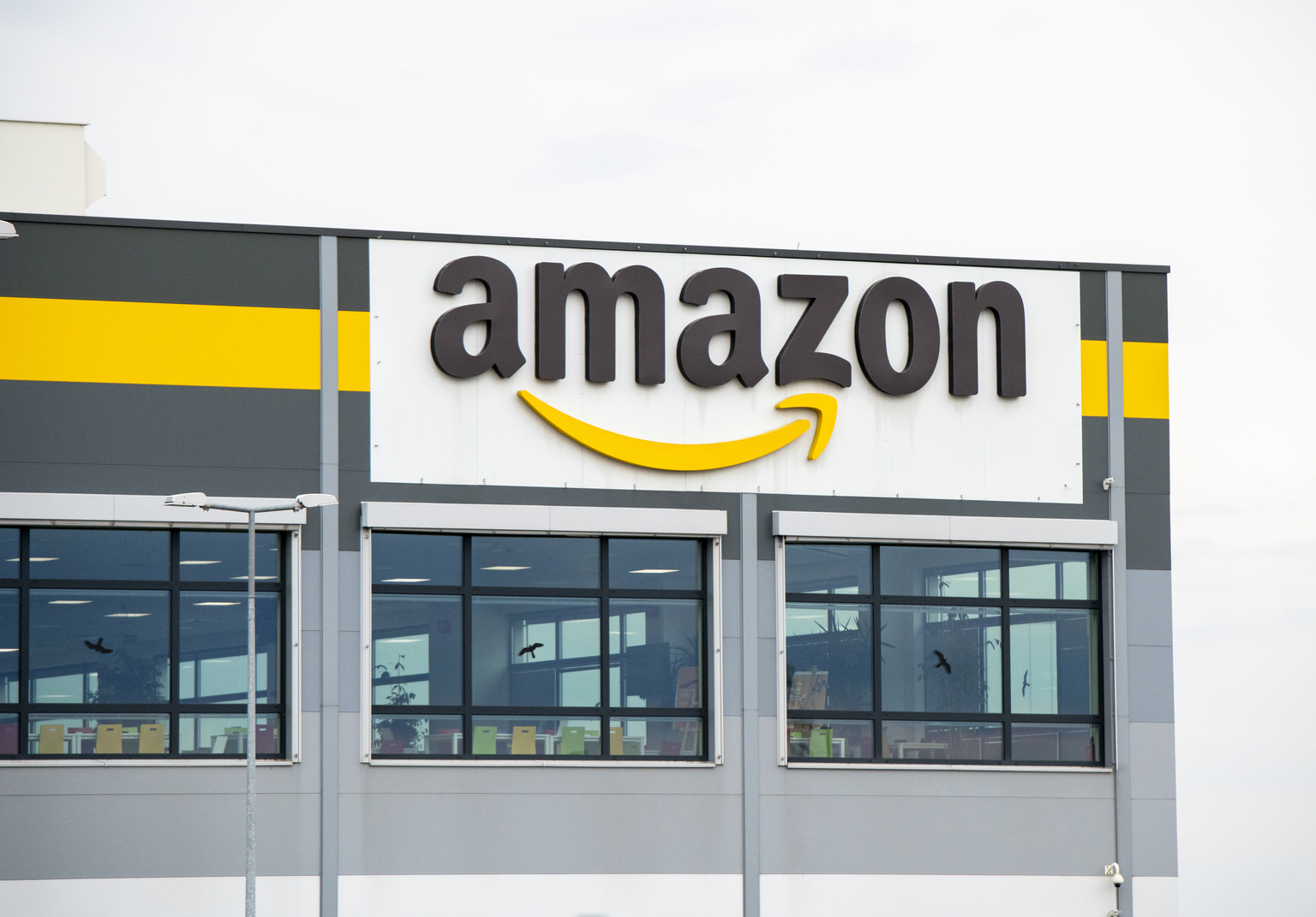 seekingalpha.com - Mike Zaccardi - Amazon: AWS Remains The Growth Driver, Expecting More Record Highs (NASDAQ:AMZN)
