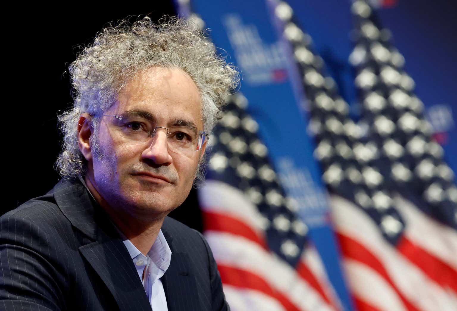 Palantir: Triple Play Not Enough To Justify $300B Valuation