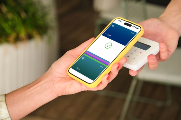 Šéf Apple Pay odchází do penze: Co to znamená pro Apple?