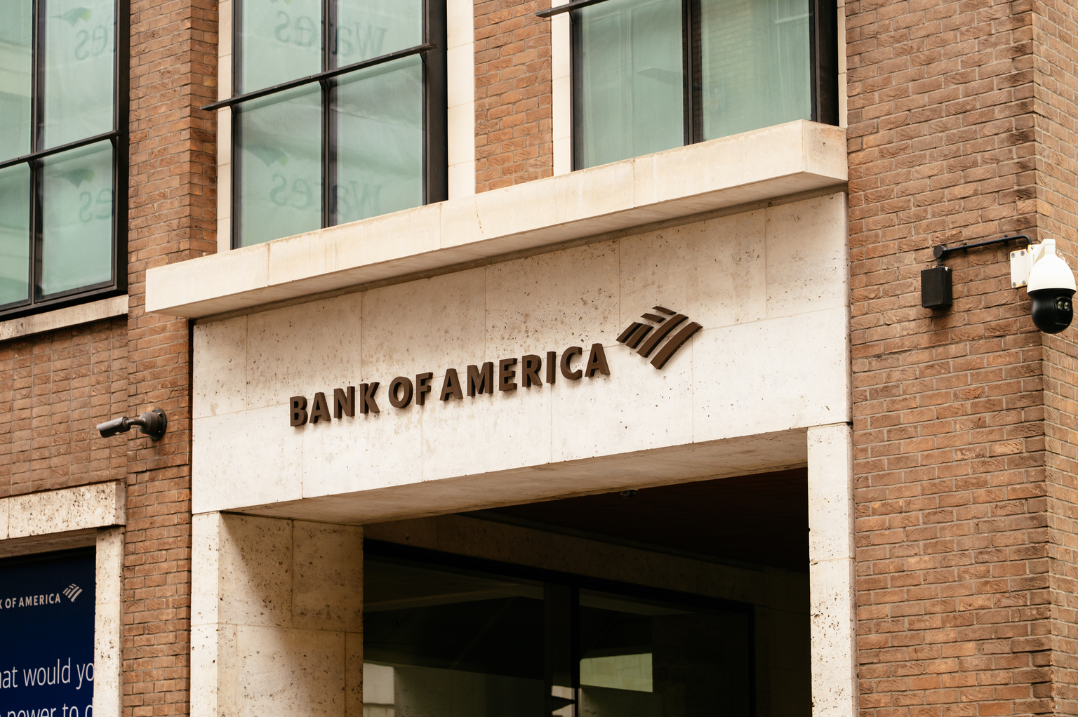 seekingalpha.com - Pearl Gray Equity and Research - Bank of America: As Q3 Earnings Near, I'm Cautious About Evolving Risks (NYSE:BAC)