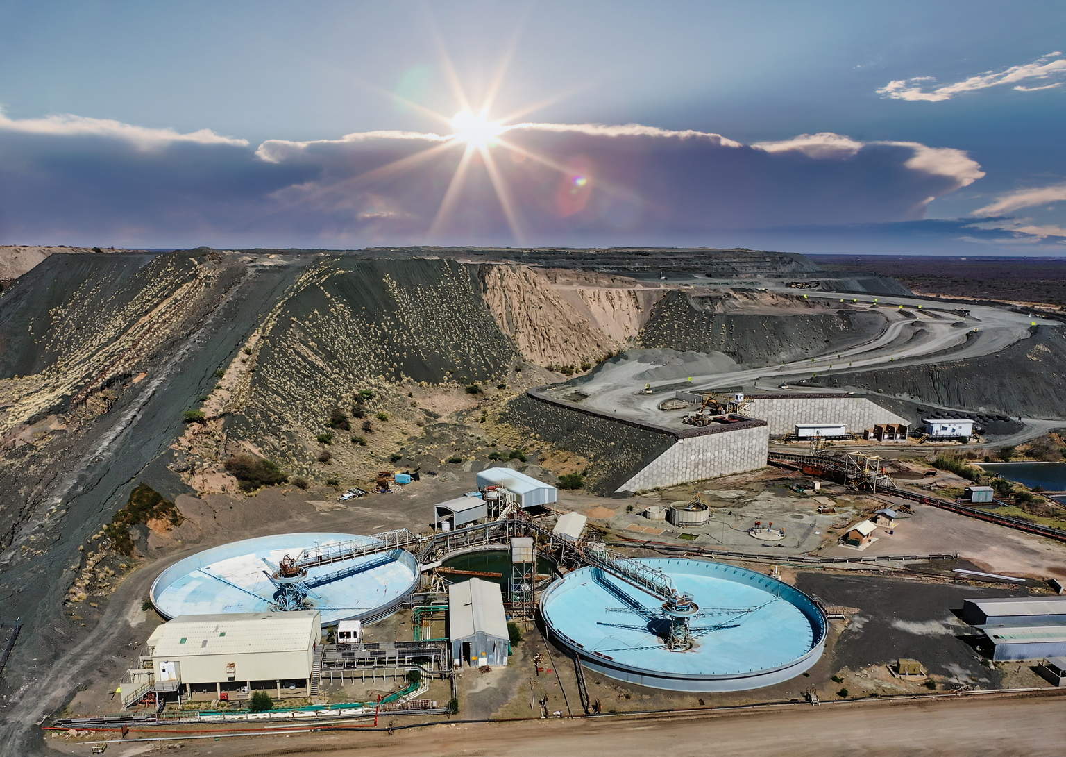 seekingalpha.com - Mike Zaccardi - XME: Mining Companies Are Stealth Beneficiaries Of Cheaper Oil (NYSEARCA:XME)
