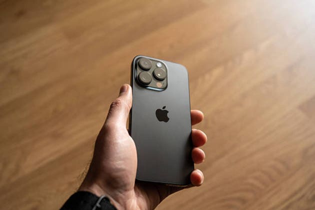 Apple's iPhone 18 Pro costs expected to surge by nearly 40%: TrendForce - Seeking Alpha