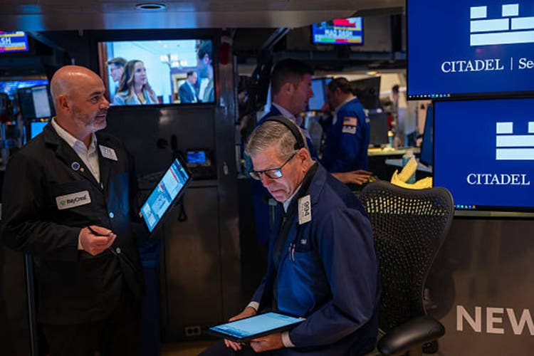 Markets Open Tuesday After Dow Jumps Over 1,000 Points On China Trade Deal