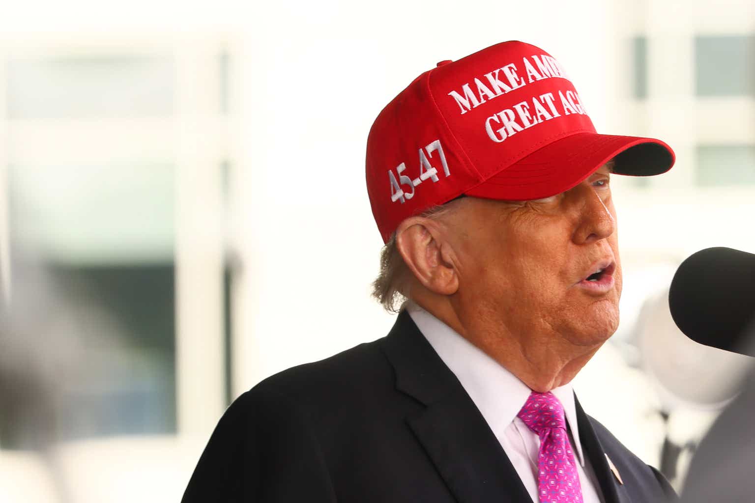 Trump Media's Bitcoin Gamble: A Risky Bet with Regulatory Red Flags