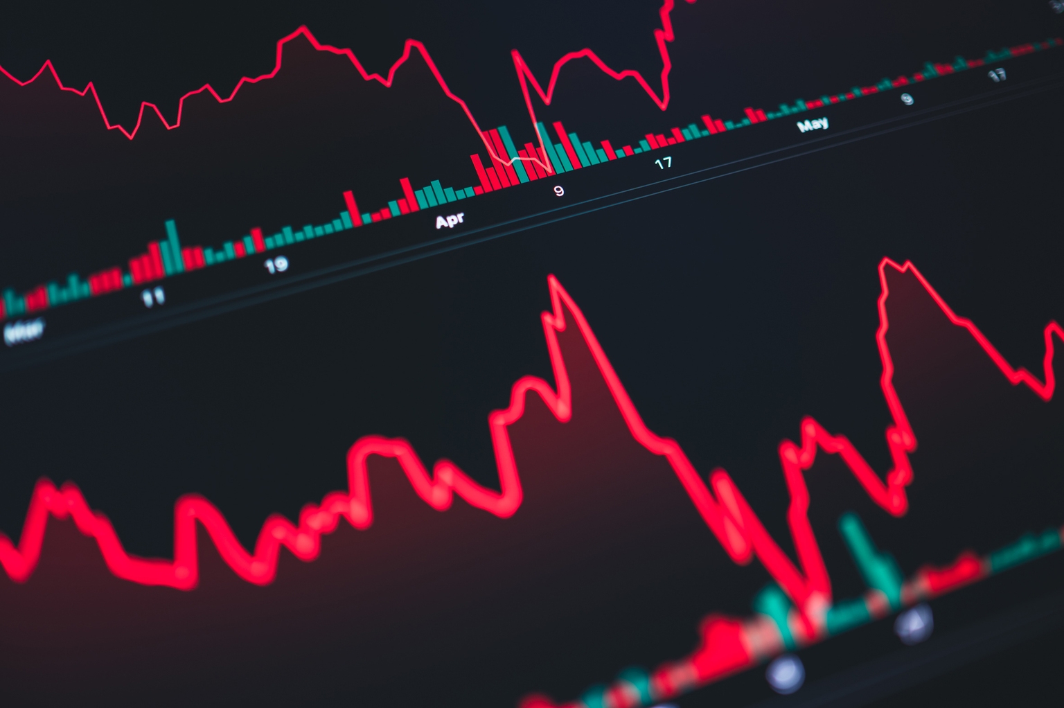CoreWeave Can Survive, But Shareholders Could Still Lose (Rating ...