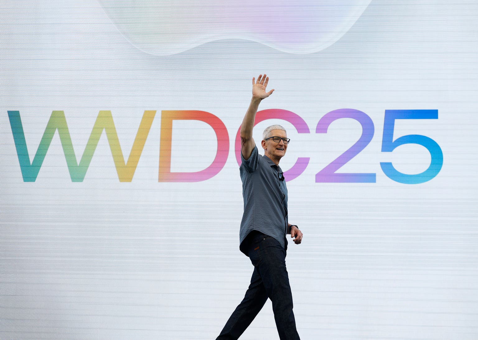 Apple: Be Patient For The Long-Term Prize - Don't Rush Tim Cook