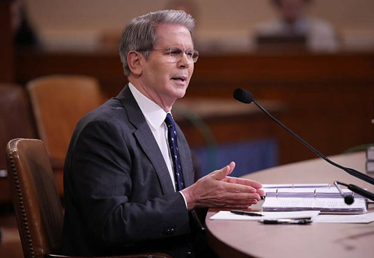 The entire Federal Reserve should be examined, Treasury Secretary Bessent  says (DXY:null) | Seeking Alpha