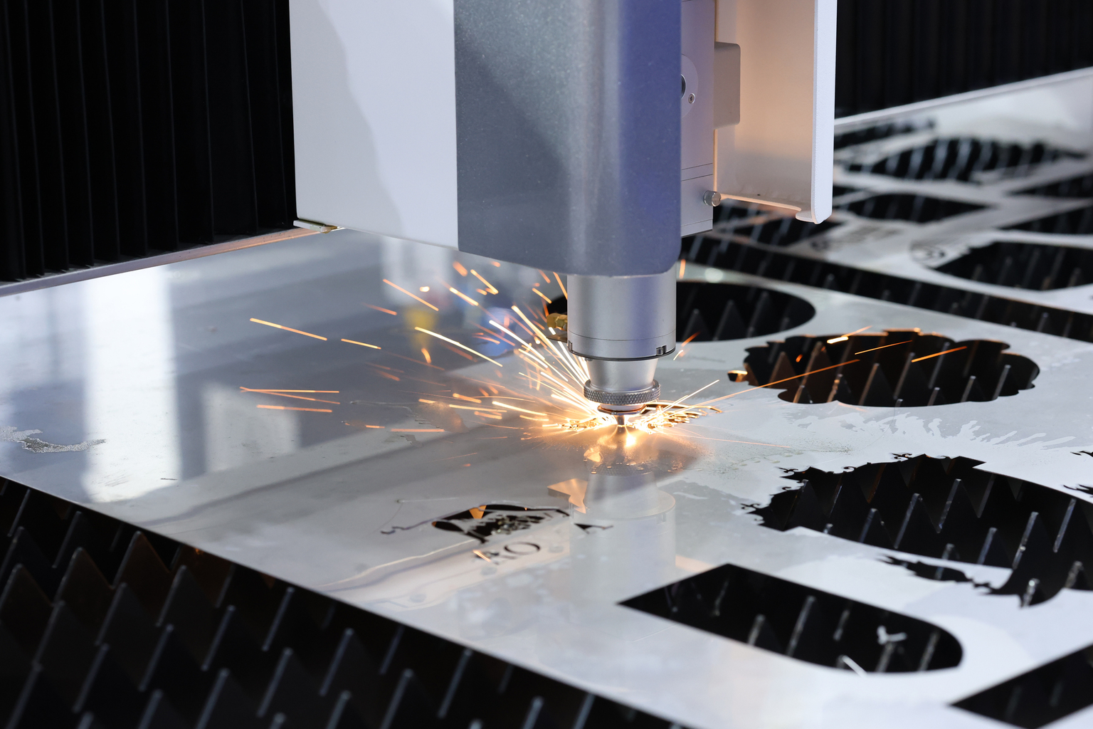 seekingalpha.com - Foundry Research - IPG Photonics Can Fix The Revenue Hole - The Margin Math Is Harder (NASDAQ:IPGP)