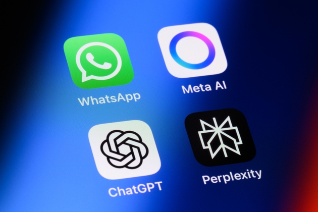 WhatsApp Messenger, Meta AI, ChatGPT, Perplexity Mobile Apps