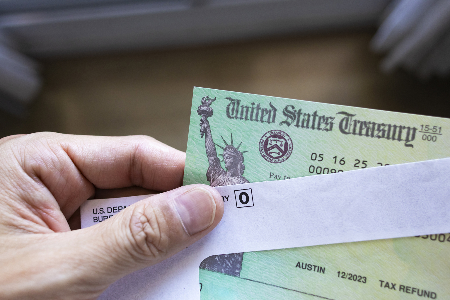 seekingalpha.com - Michael Pento - 7 Reasons To Avoid Benchmark Treasuries