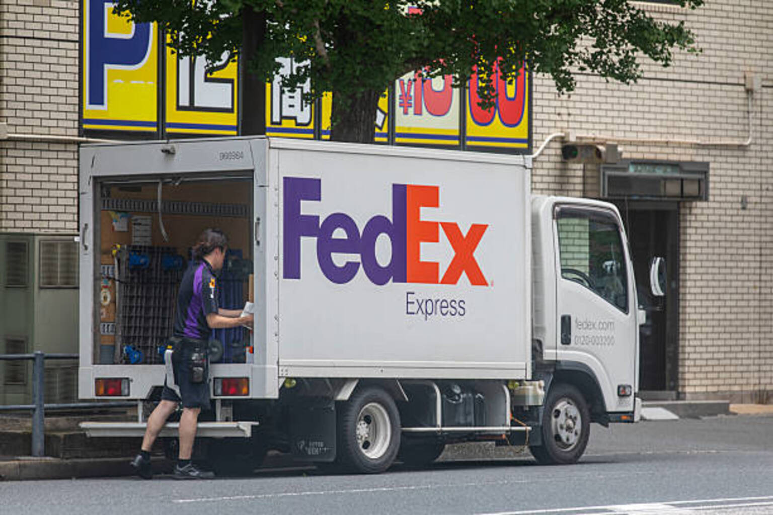 seekingalpha.com - Ten Cent Capital - FedEx Freight: 37 Times Forward Earnings For A Fourth-Year Freight Recession (NYSE:FDXF)