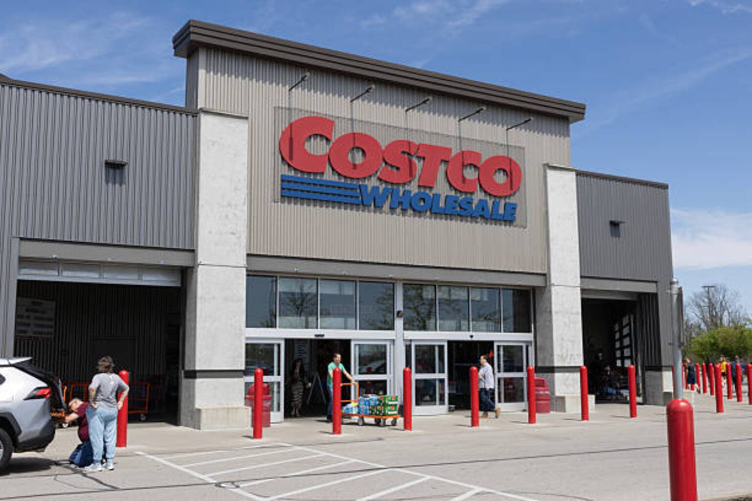 Costco: Continued Operating Outperformance, Shares Fairly
